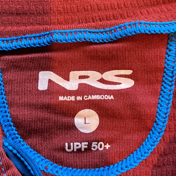 NRS Women’s Red 1/4 Zip Hoodie: Size Large - Picture 8 of 10